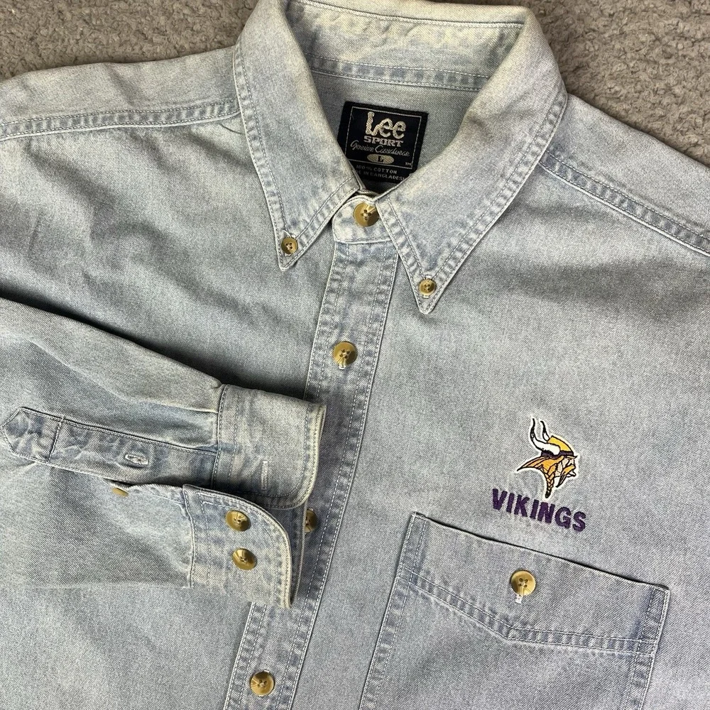 Vintage 90s Denim‎ Button Up Minnesota Vikings Football Shirt Lee Sport Men's L